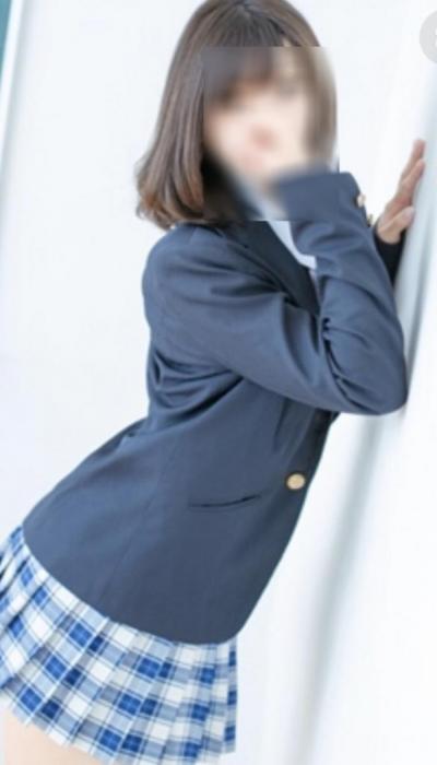 【芸能】素人が売りの人気風俗店　拳銃置き忘れ婦人警官の“風俗バイト発覚”に怯える芸能人