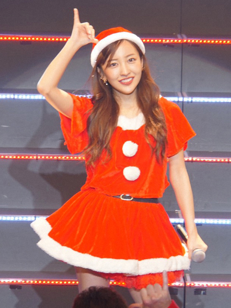 元akb板野友美さん28歳 ミニスカサンタ姿でコスプレｓｅｘ はロックされています 元akb板野友美さん28歳 ミニスカサンタ姿でコスプレｓｅｘ ミニウサギはじめました 芸能ネタ アニメネタetcまとめて見ました